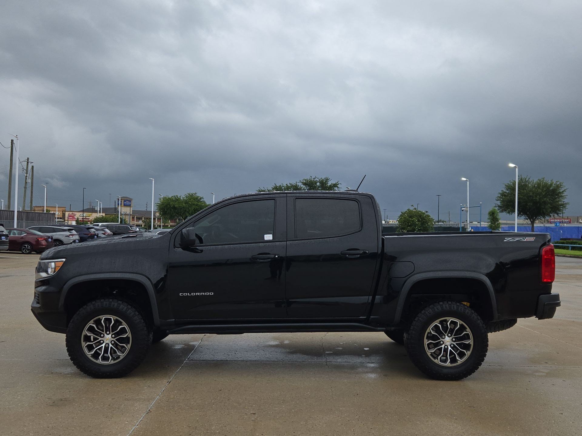 Used 2022 Chevrolet Colorado ZR2 AWD/4WD image 8