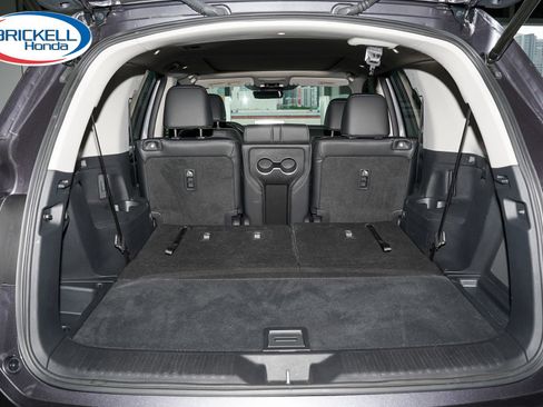 Certified 2023 Honda Pilot Touring image 11