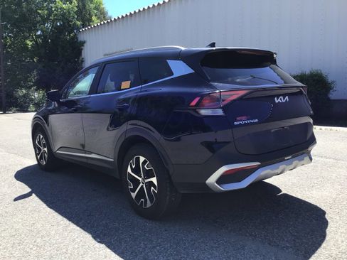 Used 2023 Kia Sportage EX AWD/4WD image 5