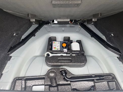 Used 2017 Volvo S60 T5 Dynamic FWD image 24