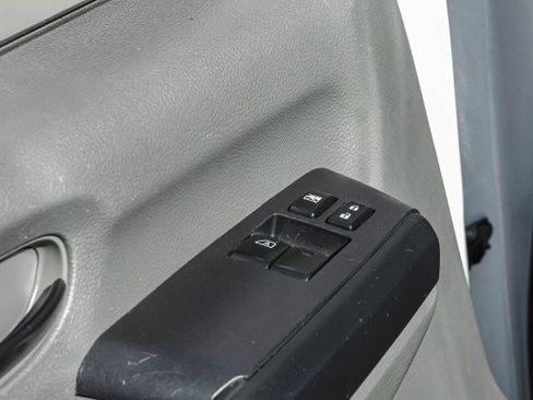 Used 2020 Nissan NV 2500 SV image 39