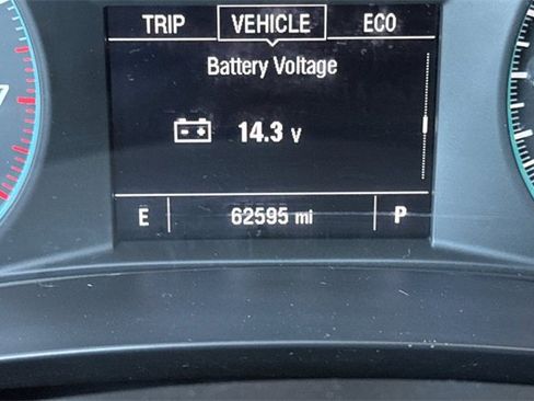 Used 2022 Chevrolet Malibu LT image 42