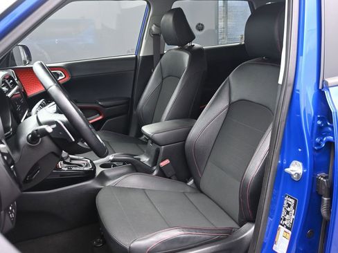 Used 2021 Kia Soul Turbo FWD image 11