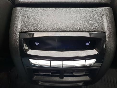 Used 2018 Cadillac XT5 Premium Luxury image 14