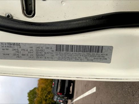 Used 2018 Dodge Journey SE w/ Blacktop Package image 30