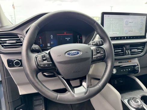 Used 2024 Ford Escape Active w/ Tech Pack #1 AWD/4WD image 11