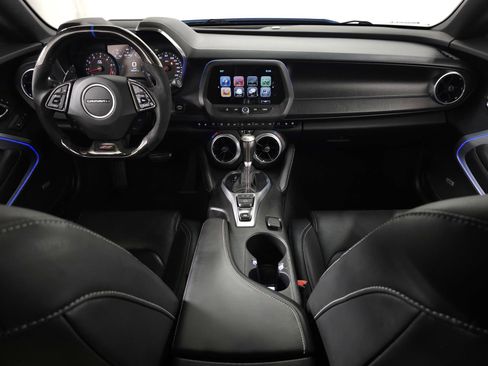 Used 2017 Chevrolet Camaro SS image 13