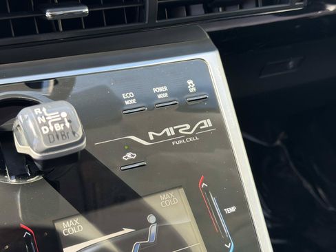 Used 2019 Toyota Mirai FWD image 26