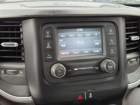 Used 2019 RAM 2500 Big Horn AWD/4WD image 24