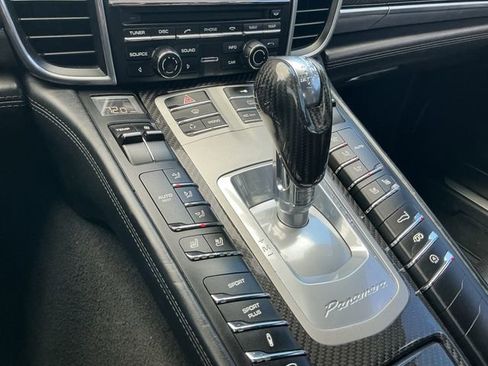 Used 2012 Porsche Panamera Turbo image 19