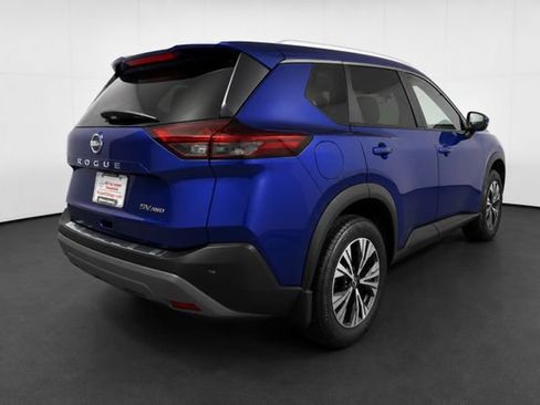 Used 2022 Nissan Rogue SV w/ SV Premium Package AWD/4WD image 4