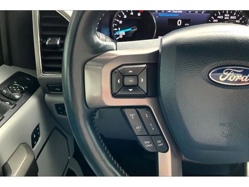 Used 2022 Ford F350 Limited image 20