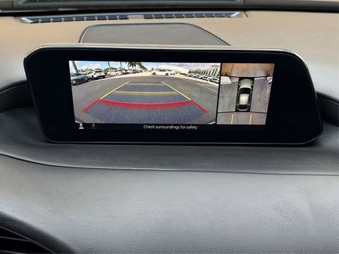 Used 2023 MAZDA MAZDA3 Hatchback w/ Appearance Package image 24