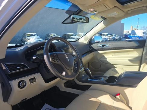 Used 2014 Lincoln MKT AWD w/ Equipment Group 201A image 10