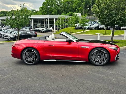 New 2026 Mercedes-Benz Maybach SL 680 image 10