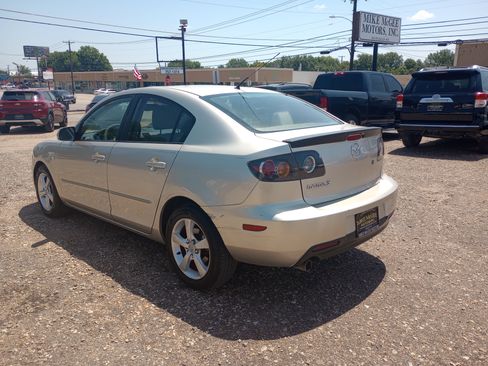 Used 2006 MAZDA MAZDA3 i Touring FWD image 5