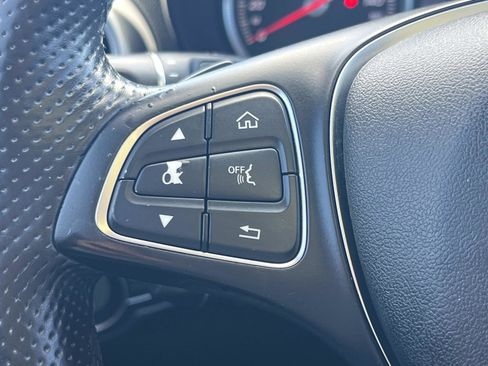 Used 2016 Mercedes-Benz GLC 300 image 9