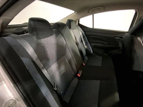 Used 2025 Nissan Versa SV FWD image 23