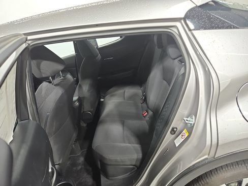 Used 2018 Toyota C-HR XLE FWD image 24