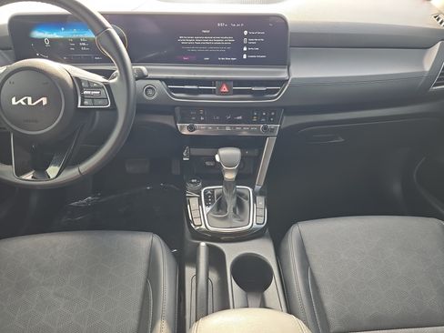 Certified 2024 Kia Seltos EX FWD image 14