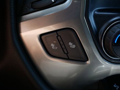 Used 2018 Chevrolet Silverado 1500 LT w/ All Star Edition AWD/4WD image 24