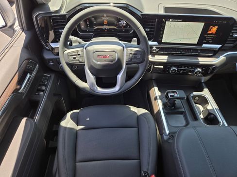 New 2025 GMC Sierra 1500 SLT w/ SLT Premium Package image 9