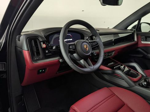 New 2026 Porsche Cayenne AWD/4WD image 4