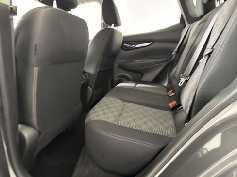 Used 2018 Nissan Rogue Sport SV w/ SV All-Weather Package image 22