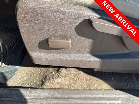 Used 2016 GMC Canyon SLE w/ SLE Convenience Package image 14