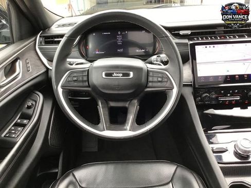 Used 2024 Jeep Grand Cherokee L Limited w/ Luxury Tech Group II AWD/4WD image 13