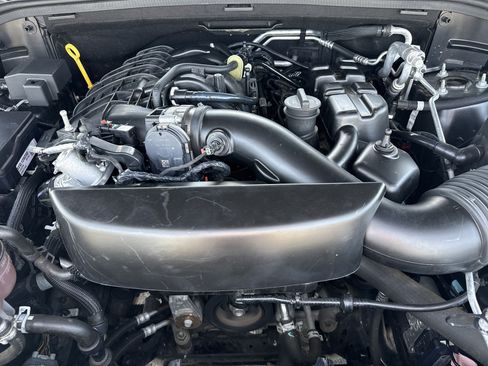 Used 2023 Dodge Durango GT AWD/4WD image 34