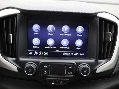 Used 2024 GMC Terrain SLT image 21