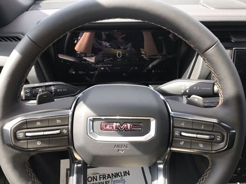 New 2026 GMC Terrain AT4 AWD/4WD image 14