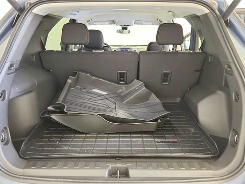 Used 2024 Chevrolet Equinox LT FWD image 36