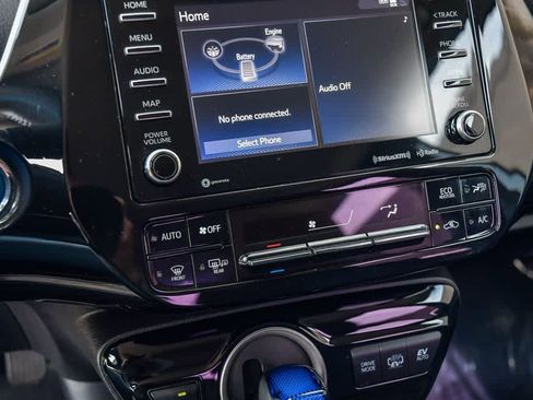 Used 2022 Toyota Prius Prime LE image 24