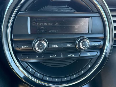 Used 2016 MINI Cooper S image 19