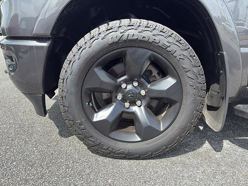 Used 2020 RAM 1500 Laramie AWD/4WD image 9