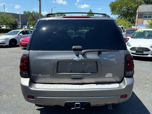 Used 2007 Chevrolet TrailBlazer LT w/ LT Preferred Equipment Group image 9
