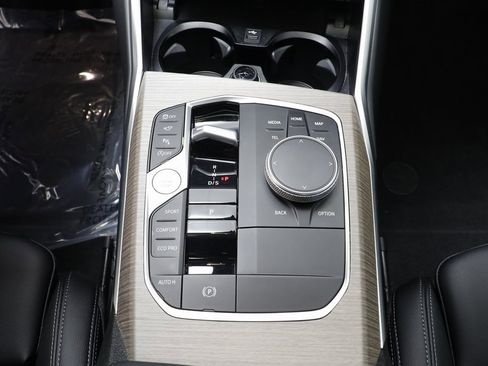 Certified 2025 BMW 330i xDrive Sedan image 13
