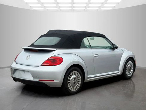 Used 2015 Volkswagen Beetle 1.8T image 5