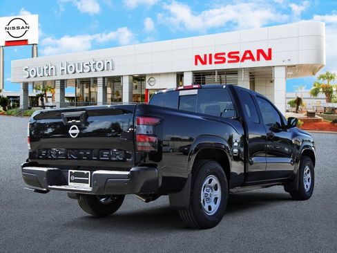 New 2026 Nissan Frontier S image 4