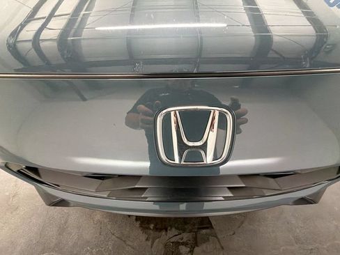 Used 2025 Honda HR-V Sport image 28