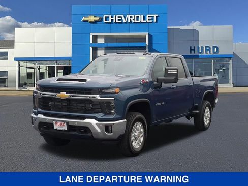 New 2026 Chevrolet Silverado 2500 LT w/ True North Edition AWD/4WD image 9