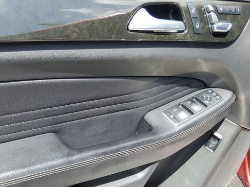 Used 2017 Mercedes-Benz GLE 350 4MATIC w/ Premium 2 Package image 16
