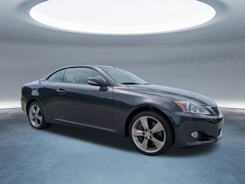 Used 2011 Lexus IS 350C w/ Luxury Pkg RWD image 2