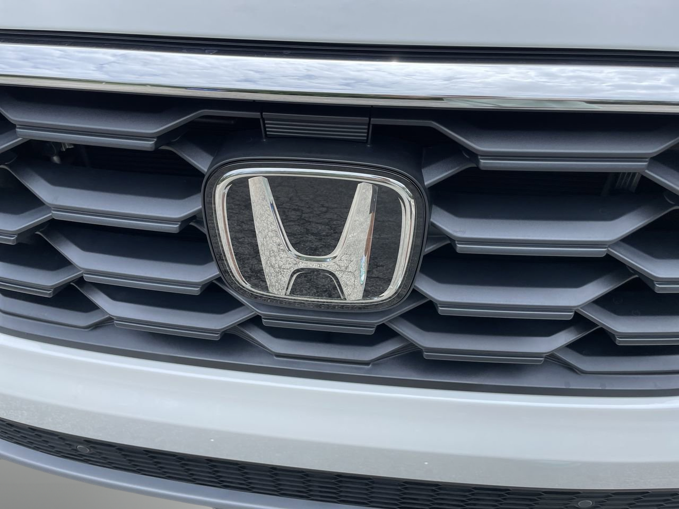 Used 2025 Honda Pilot EX-L image 31