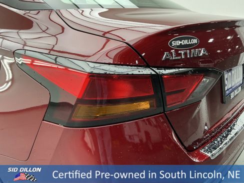 Used 2022 Nissan Altima 2.5 SR image 22