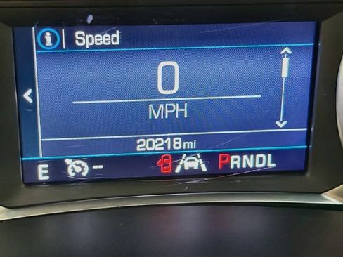 Used 2023 Chevrolet Equinox LS w/ LS Convenience Package AWD/4WD image 17