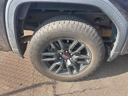 Used 2022 GMC Sierra 1500 Elevation AWD/4WD image 8
