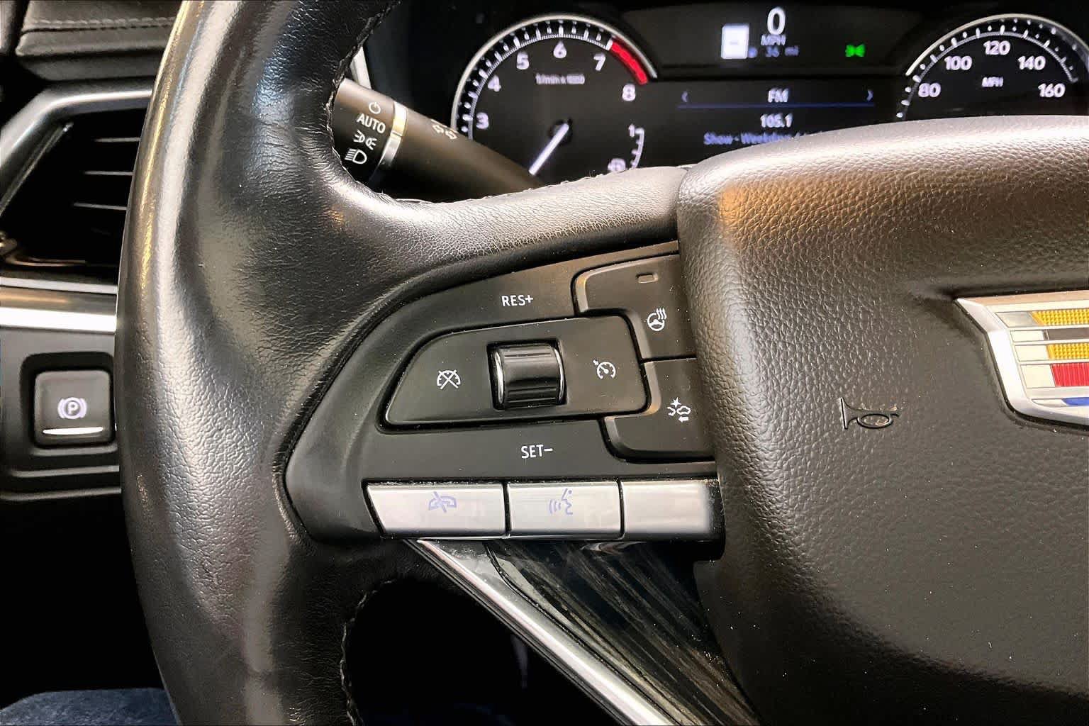 Used 2024 Cadillac XT6 Premium Luxury FWD image 24